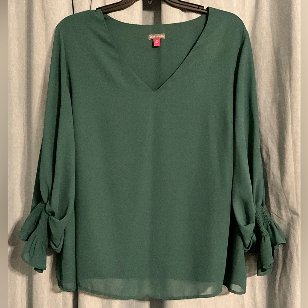 Vince Camuto Green Women’s Plus Blouse